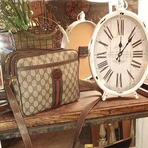 Authentic Gucci purse